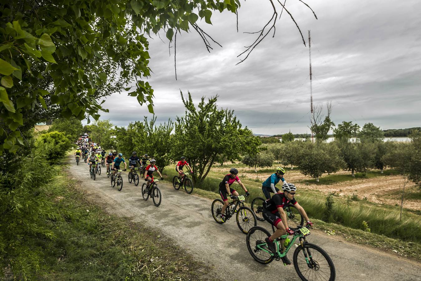 Fotos: Primera etapa de La Rioja Bike Race: La salida