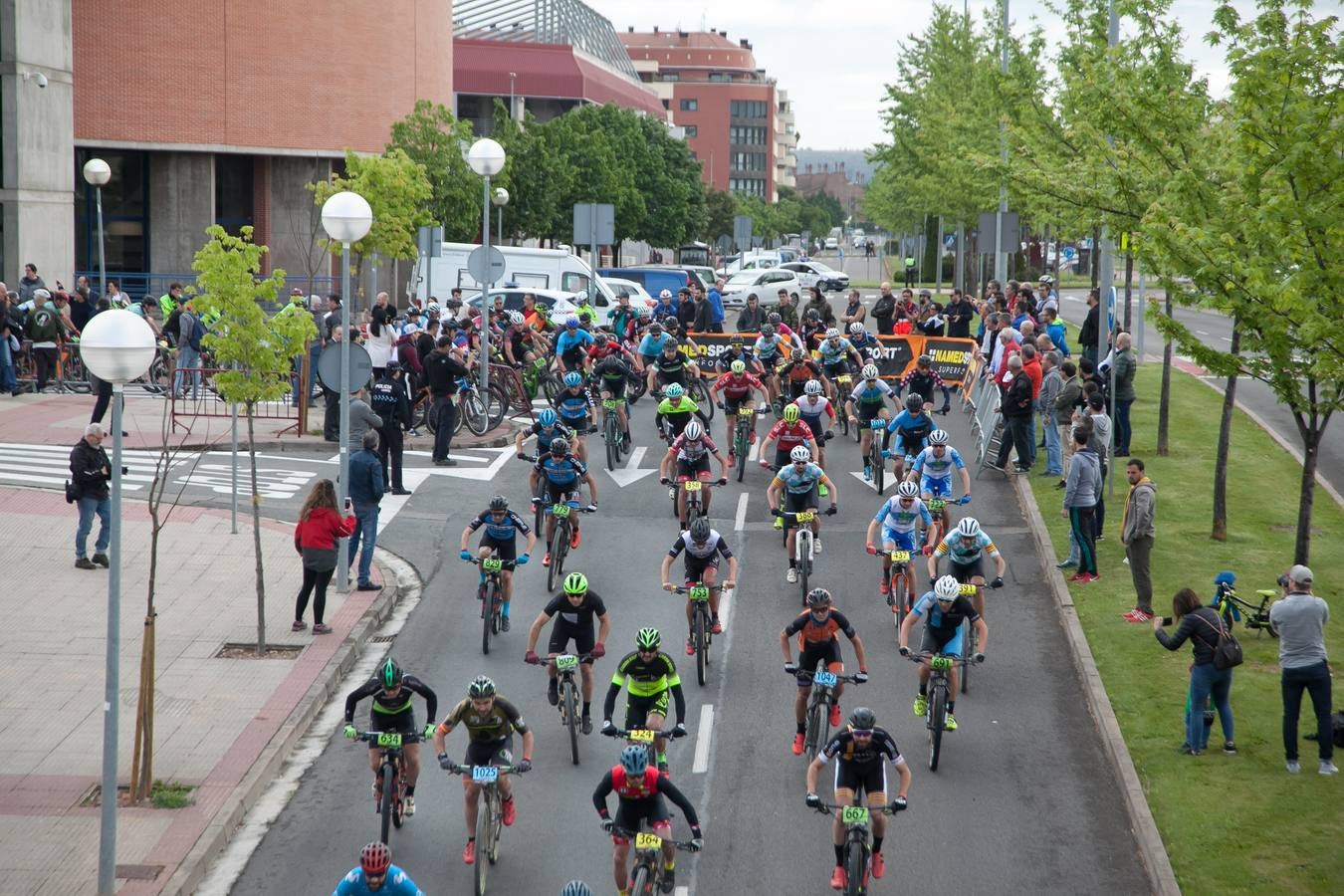 Fotos: Segunda etapa de La Rioja Bike Race (I)