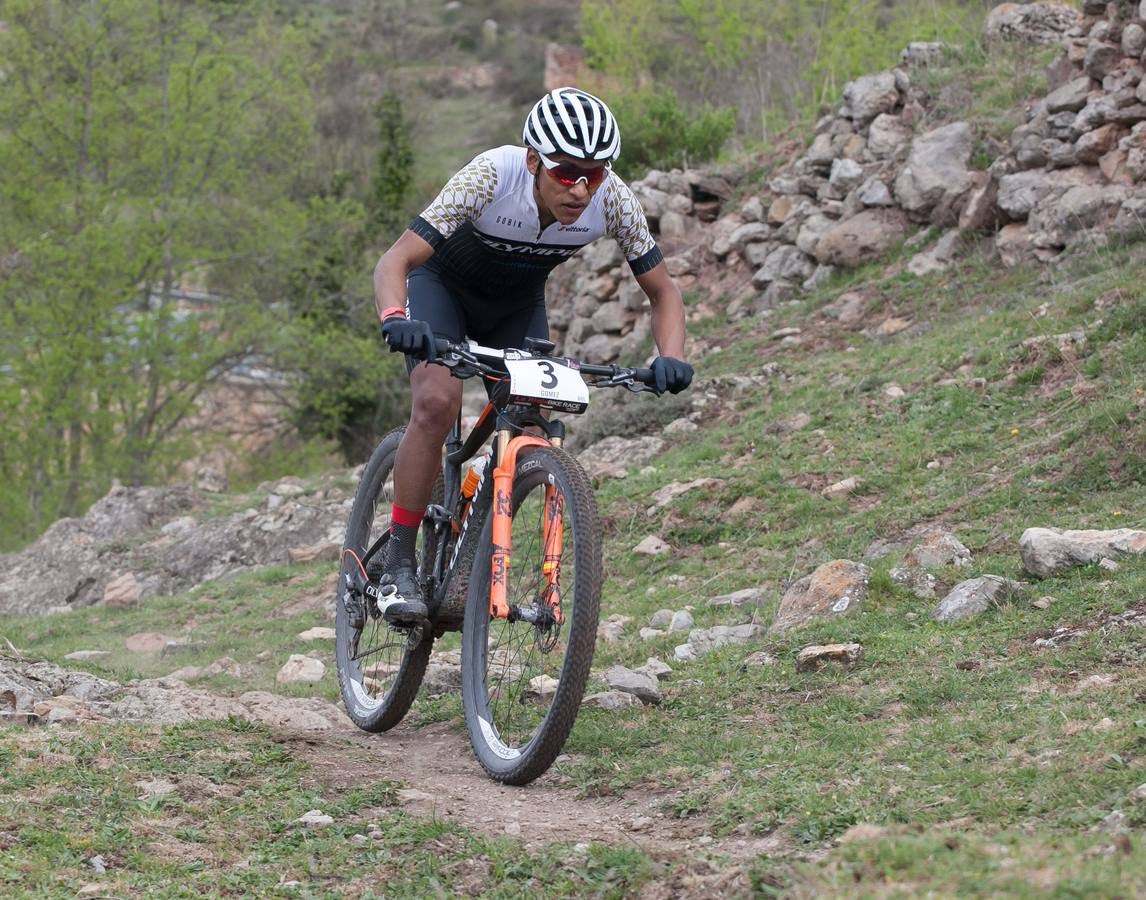 Fotos: Segunda etapa de La Rioja Bike Race (I)