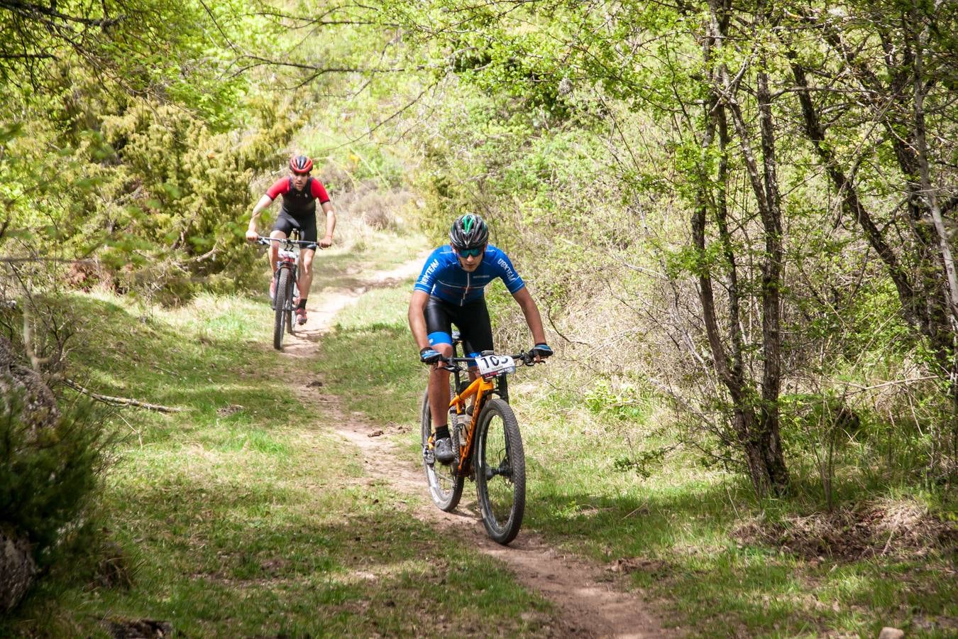 Fotos: Segunda etapa de La Rioja Bike Race (II)