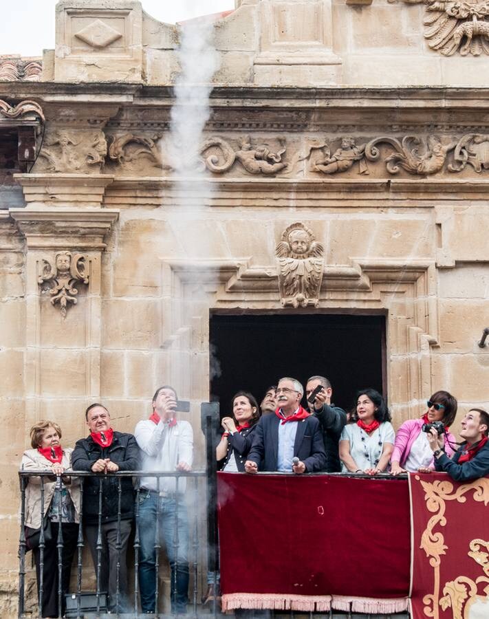 Fotos: Santo Domingo tira el cohete de las fiestas en honor a su patrón