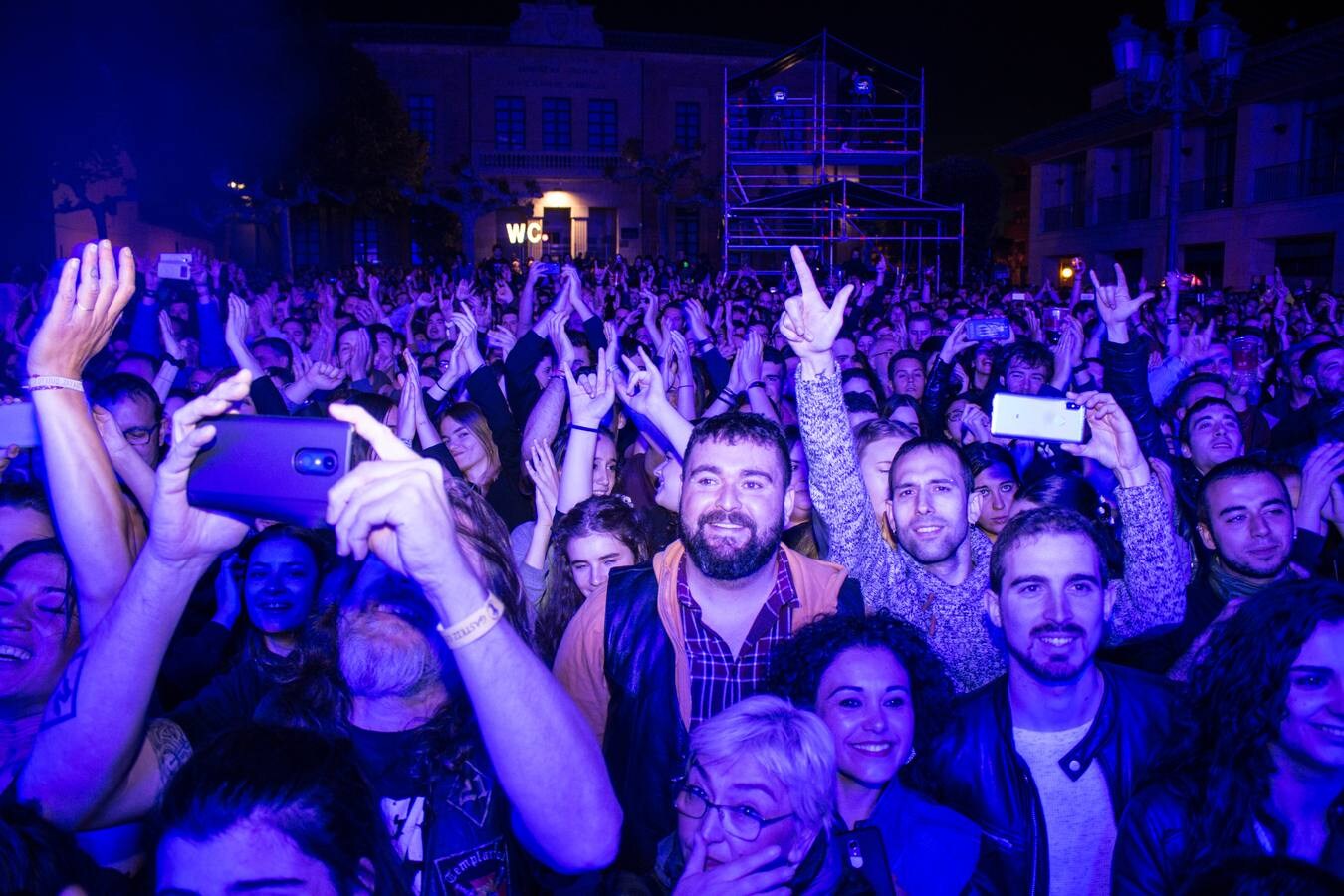 El grupo navarro 'Marea' colgó el cartel de 'No hay entradas', en el cuarto concierto de su gira 'El Azogue'