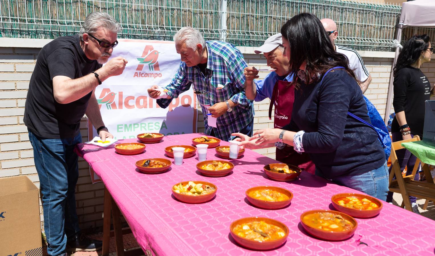 Fotos: Mañana de calderetas en Valdegastea