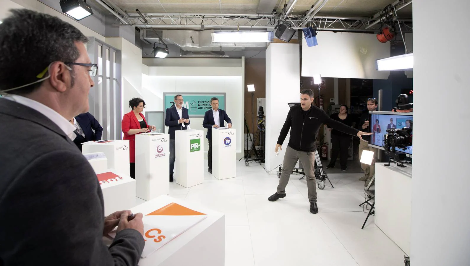 Fotos: La otra cara del debate de los candidatos a la Alcaldía de Logroño en TVR