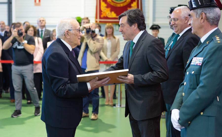 El Acuartelamiento de la Guardia Civil de Logroño ha celebrado este lunes un acto conmemorativo