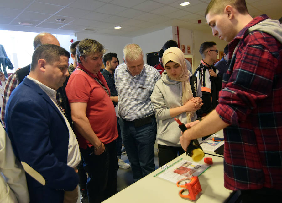 En total, los estudiantes de la Escuela Técnica Superior de Ingeniería Industrial han desarrollado 23 proyectos