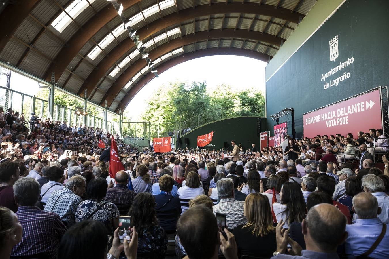 Fotos: Sánchez en su mitin en Logroño para pedir el voto para Andreu y Pablo Hermoso