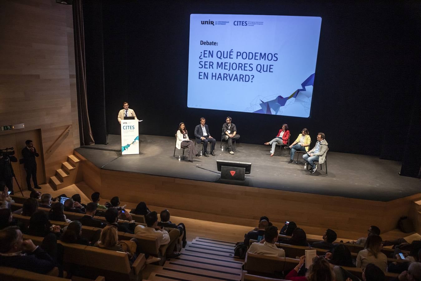 Fotos: La UNIR celebra la primera jornada de su Congreso Internacional de Tecnologías Emergentes y Sociedad, Cites