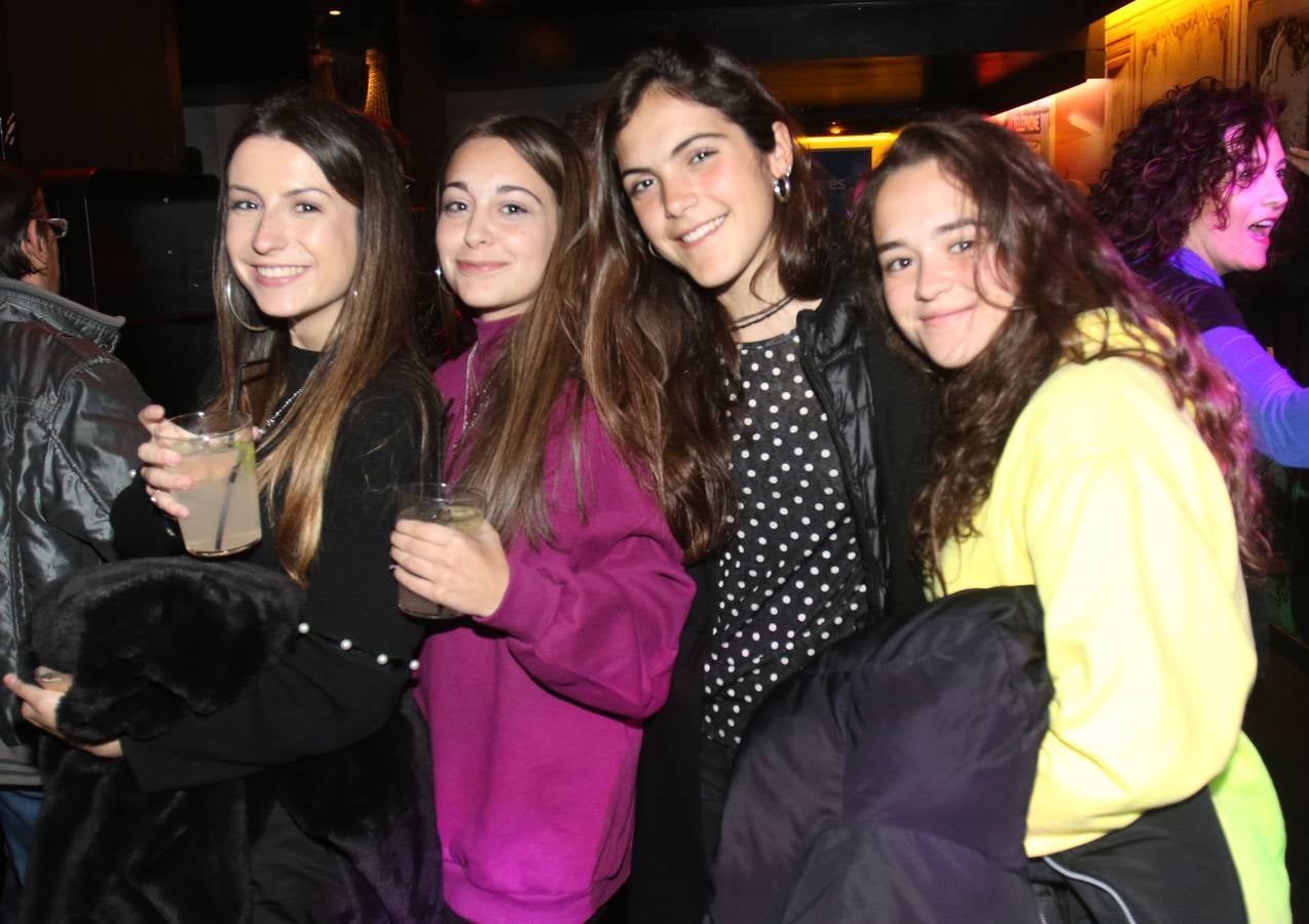 Fotos: El PP se va de discoteca