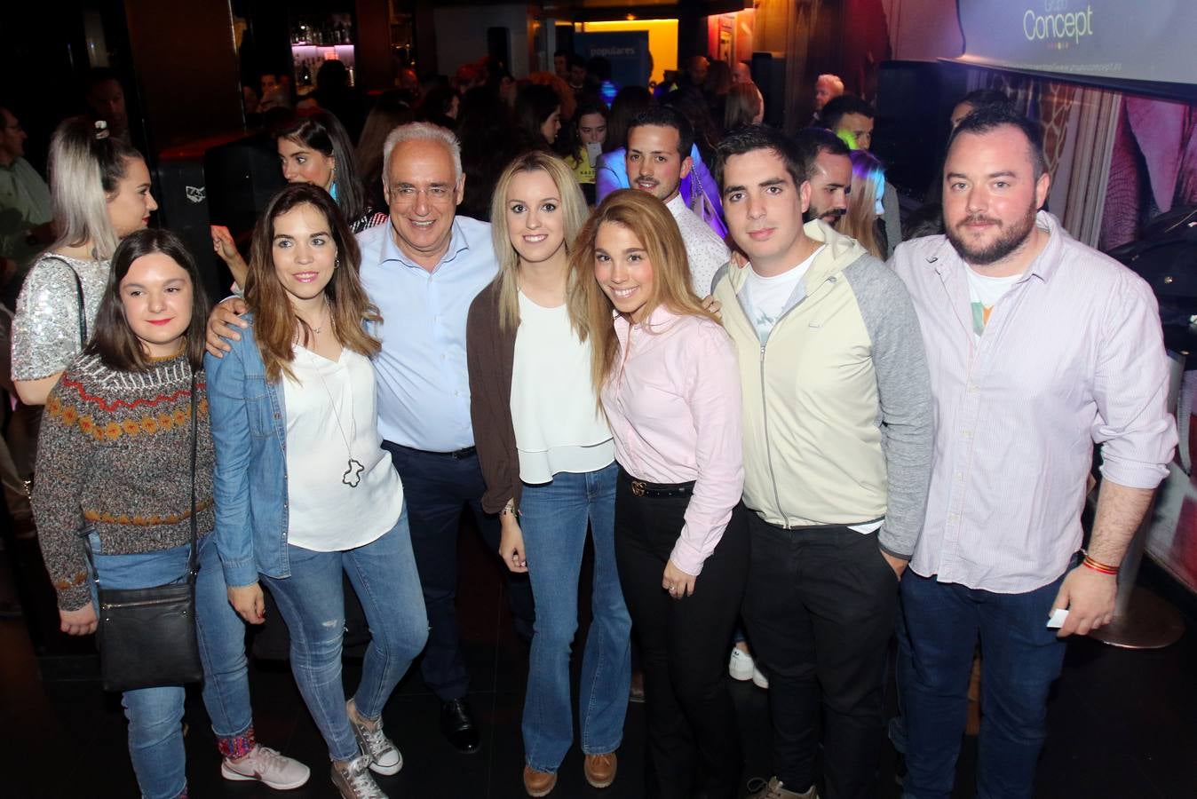 Fotos: El PP se va de discoteca