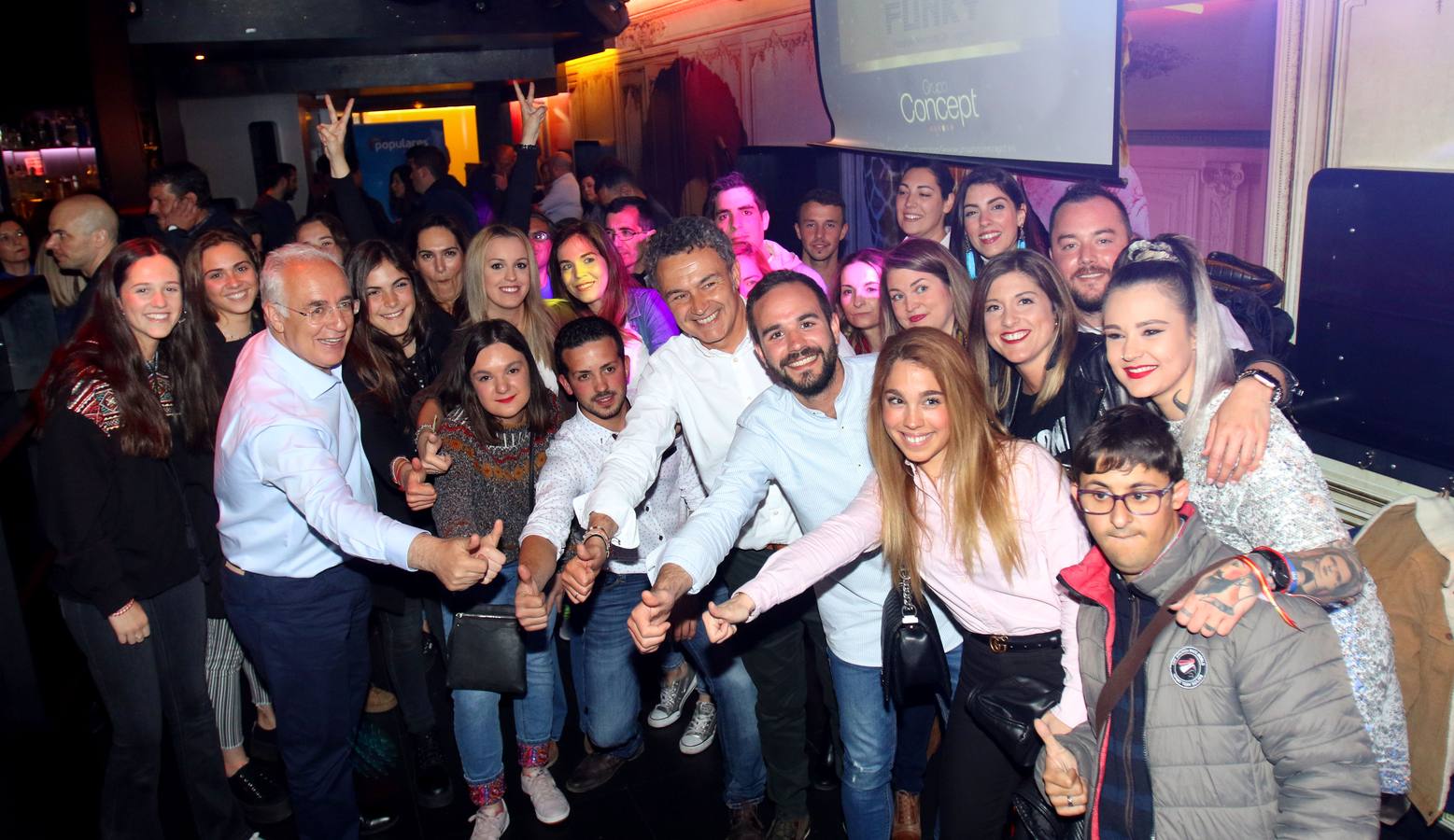 Fotos: El PP se va de discoteca