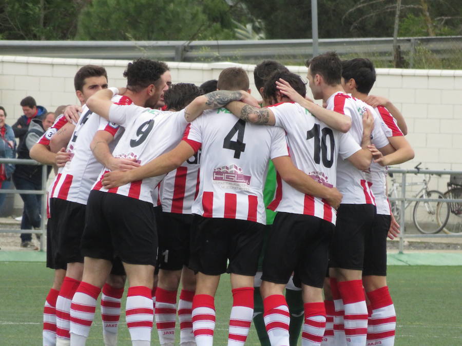 un final emocionante, con toda la afición en el campo homenajeando a sus 'campeones'