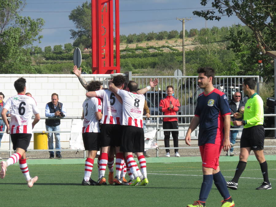 un final emocionante, con toda la afición en el campo homenajeando a sus 'campeones'