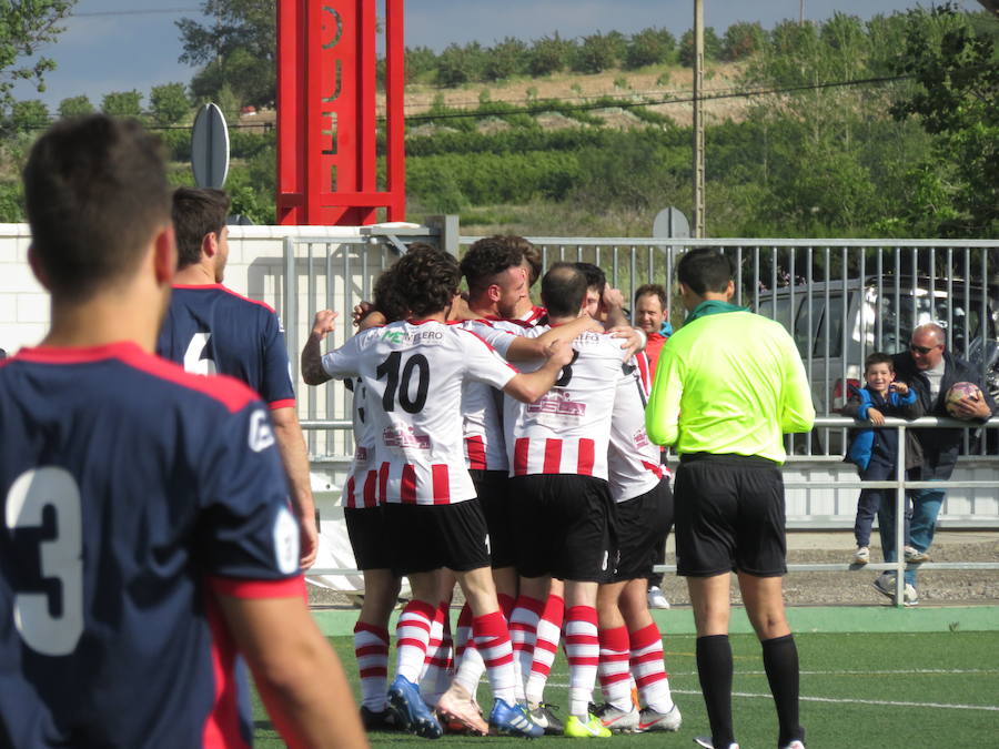 un final emocionante, con toda la afición en el campo homenajeando a sus 'campeones'