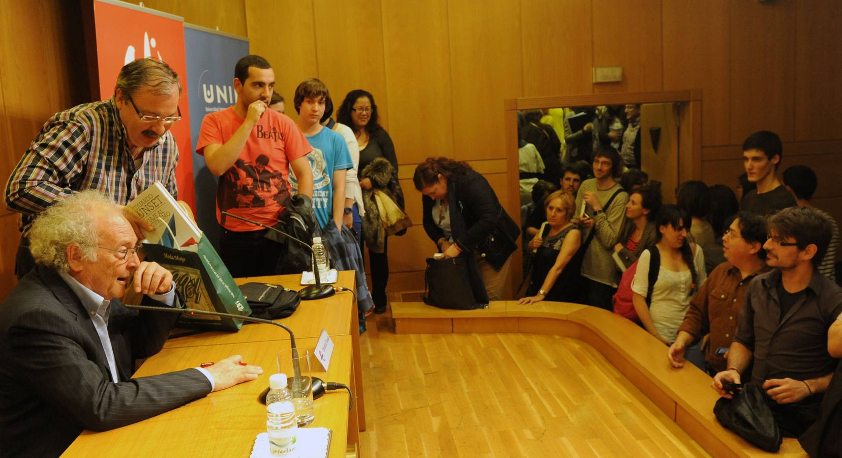 Fotos: Cuando Eduardo Punset triunfó en el Aula de Cultura de Diario LA RIOJA en el 2012