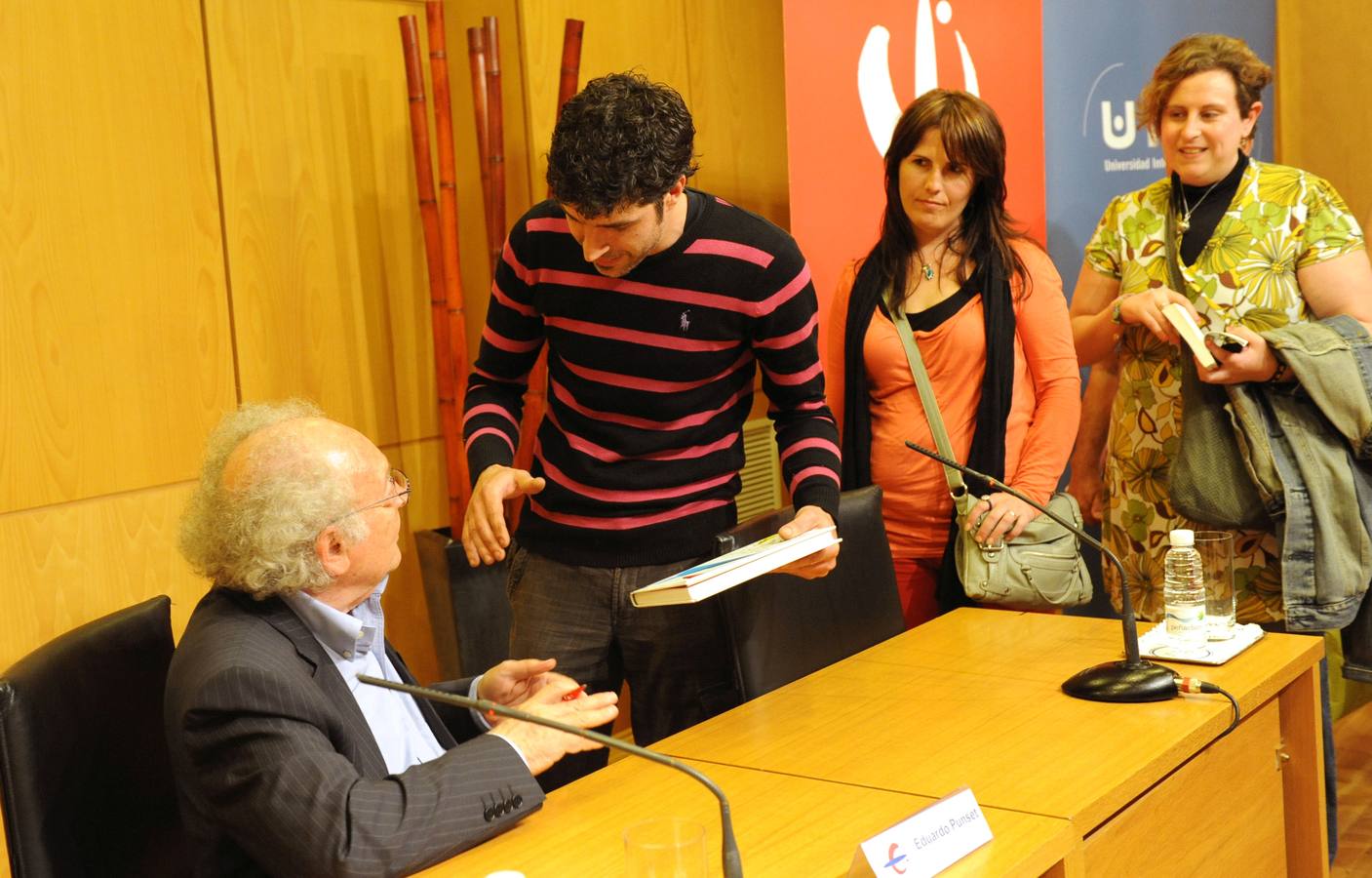 Fotos: Cuando Eduardo Punset triunfó en el Aula de Cultura de Diario LA RIOJA en el 2012