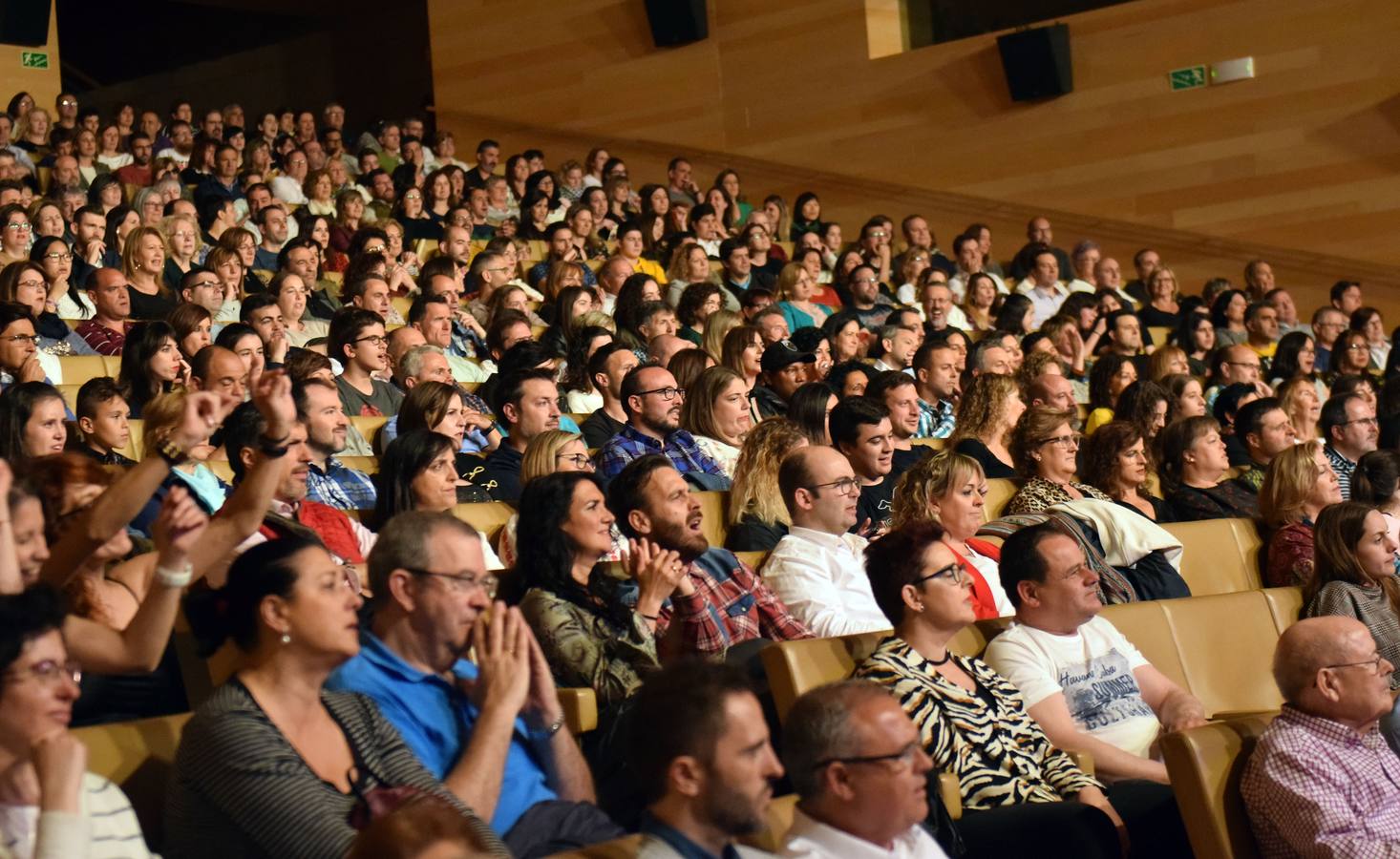 El grupo entusiasmó a los asistentes.