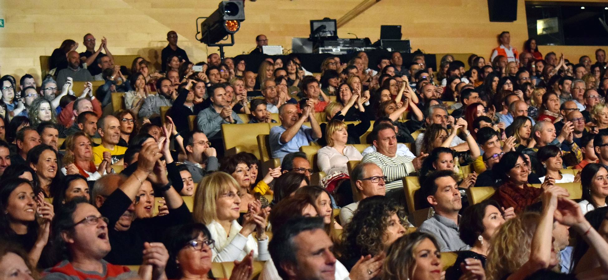 El grupo entusiasmó a los asistentes.