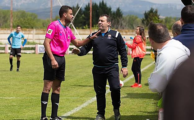 Imagen de Gonzalo Santamaría en una etapa anterior al frente del Agoncillo.