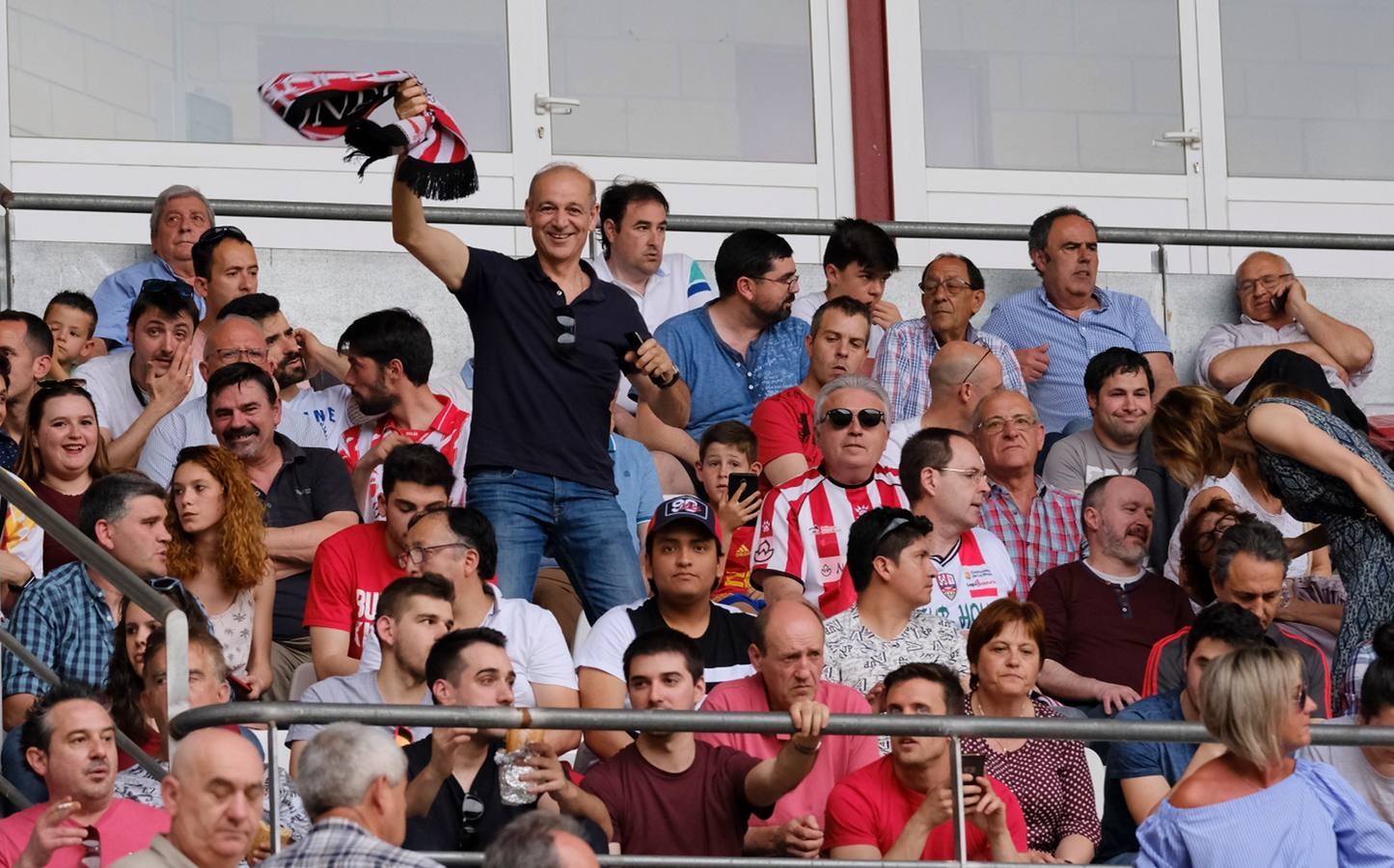 Fotos: UDL-Badajoz: el ambiente previo