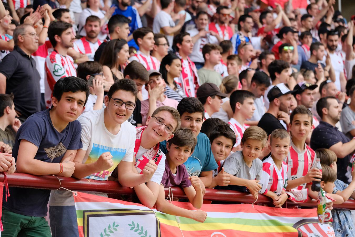 Fotos: UDL-Badajoz: el ambiente previo