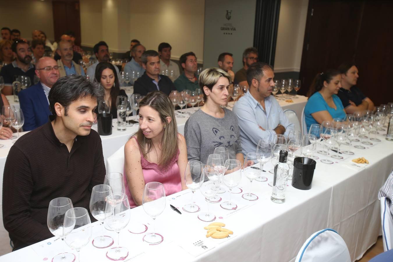 Fotos: La cata con Bodegas Tobía, en imágenes