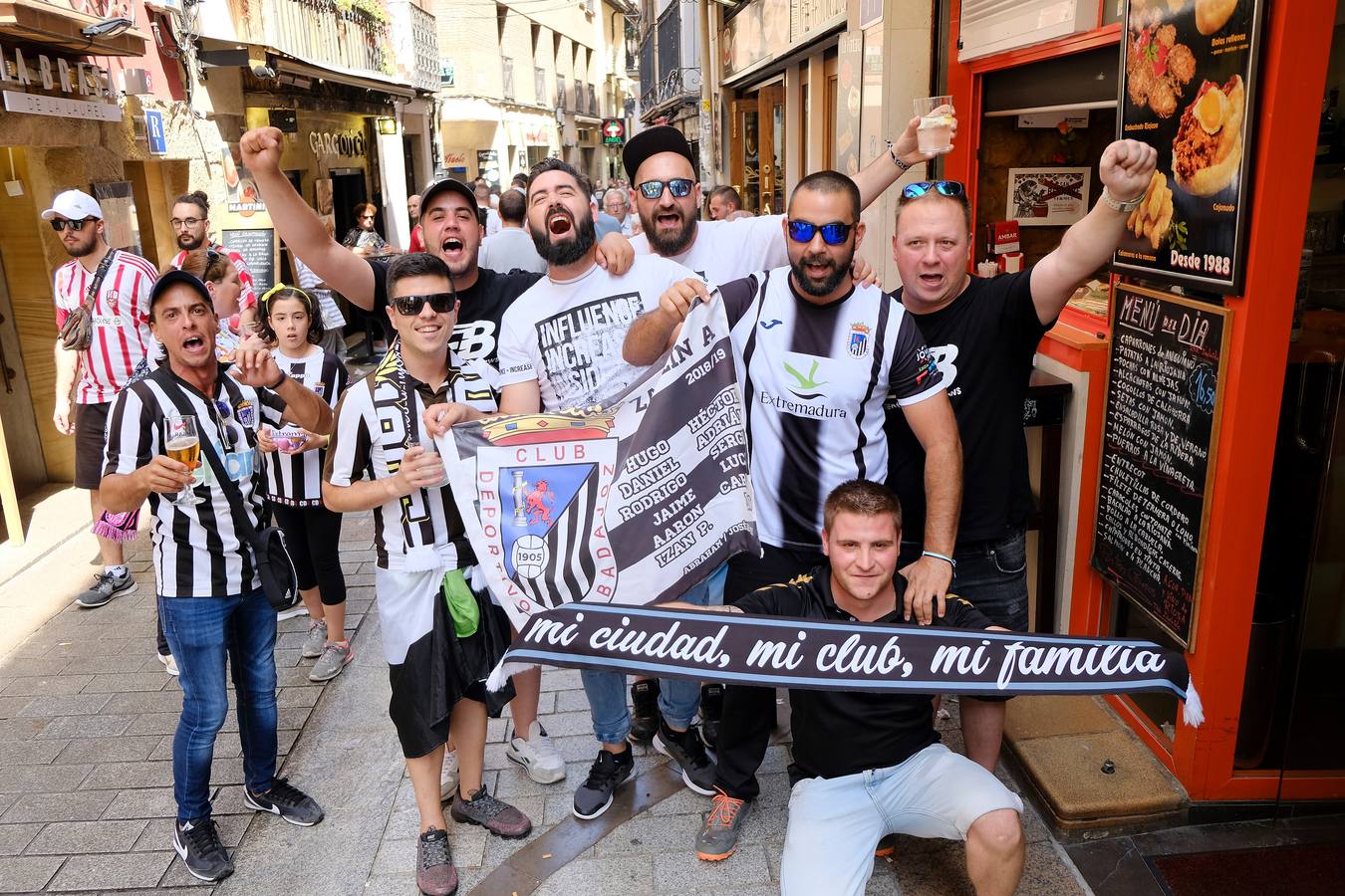 Fotos: El fútbol llena de color las calles logroñesas