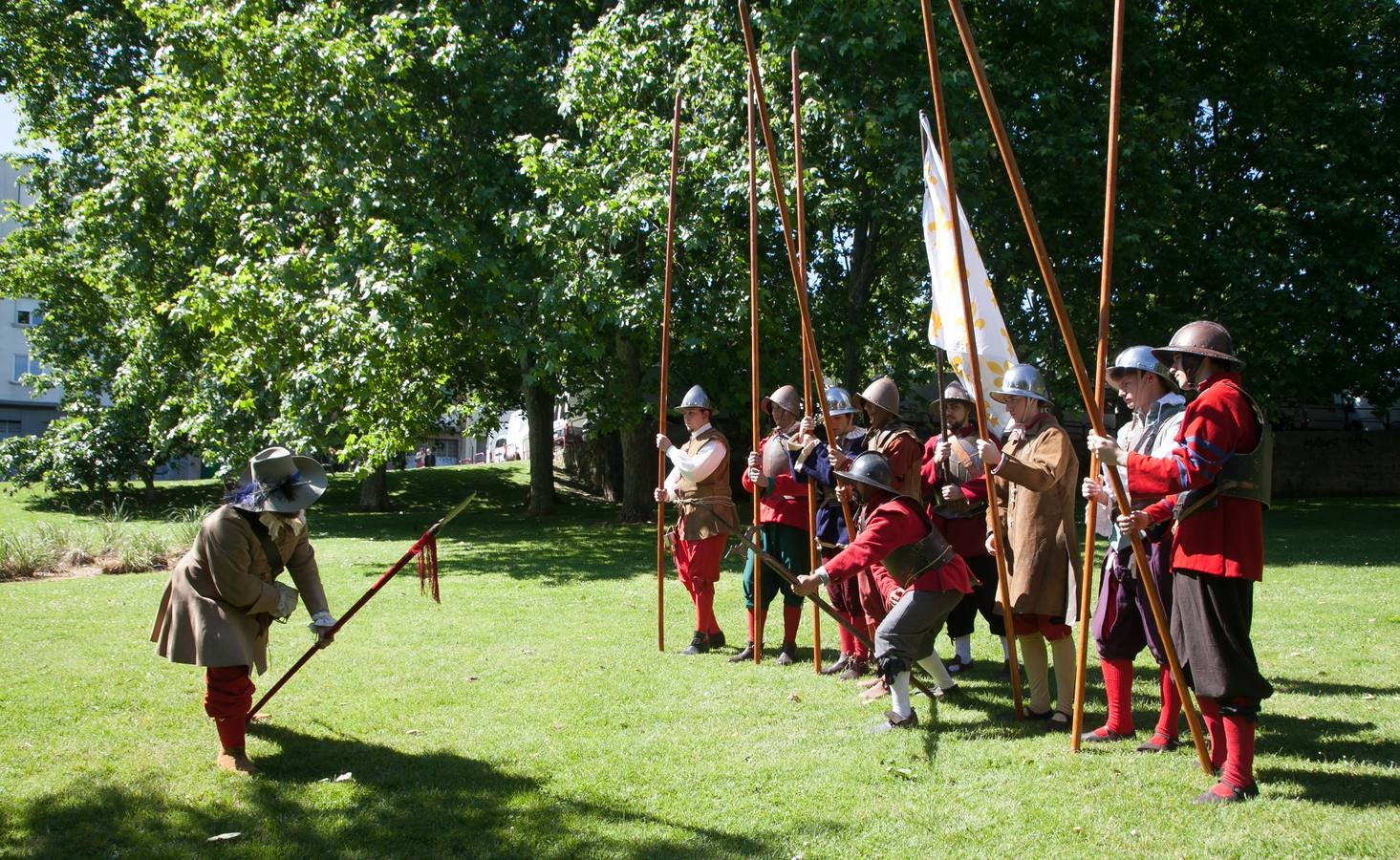Fotos: Recreación del campamento francés en el parque del Ebro