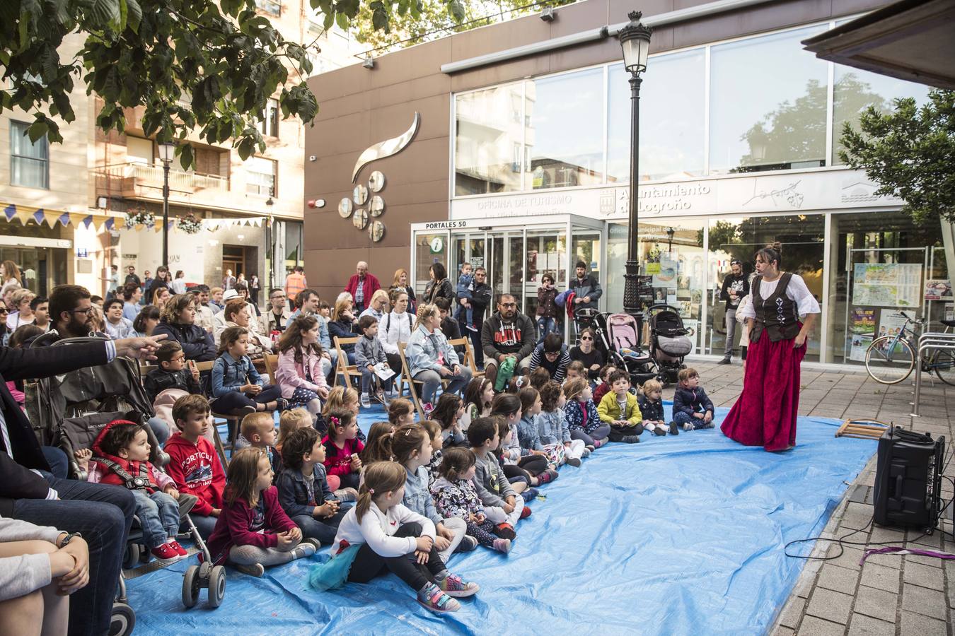 Fotos: Rutas teatralizadas y visita al campamento francés