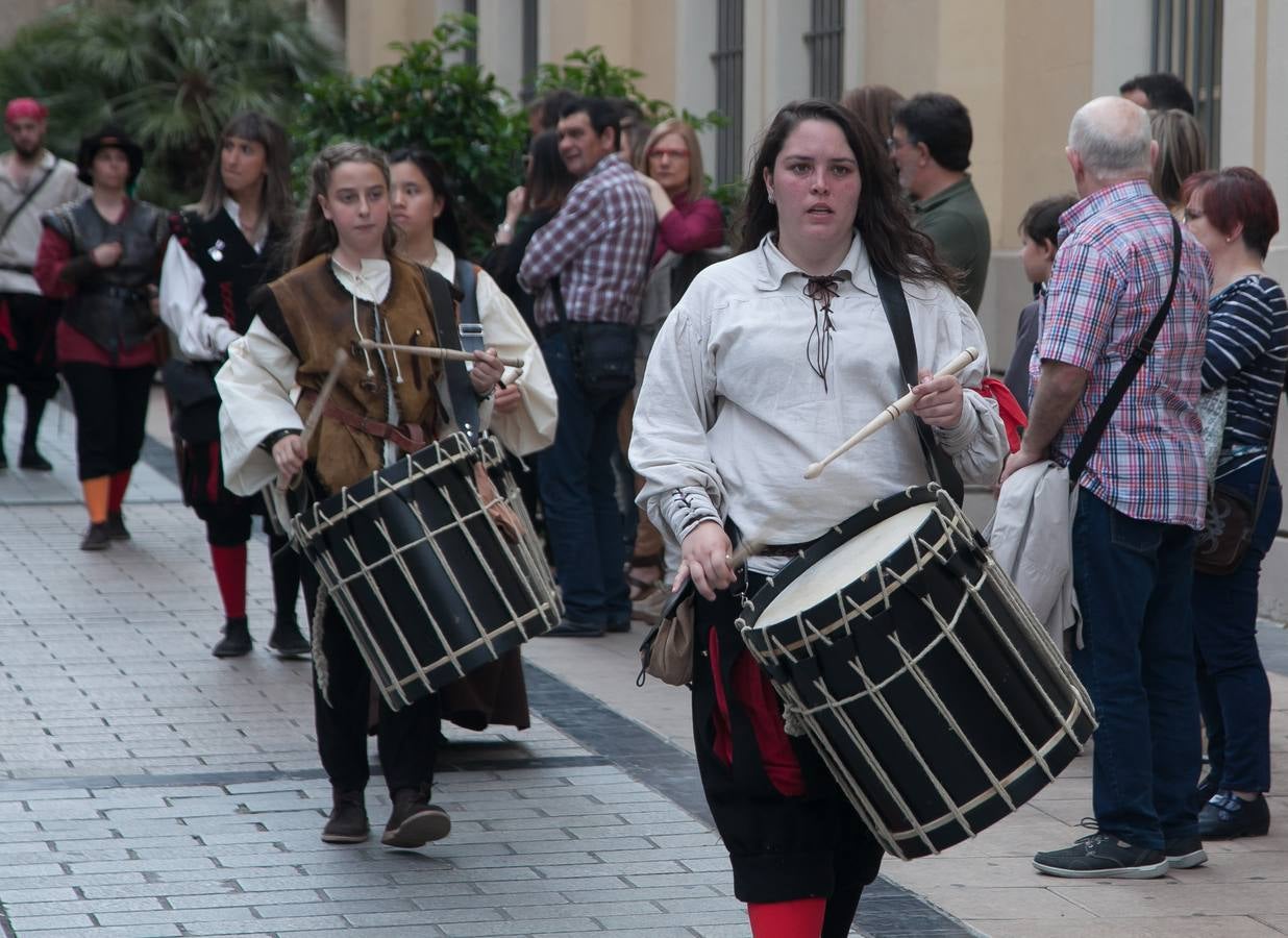 Fotos: Ambiente en las calles de Logroño por San Bernabé: el sábado