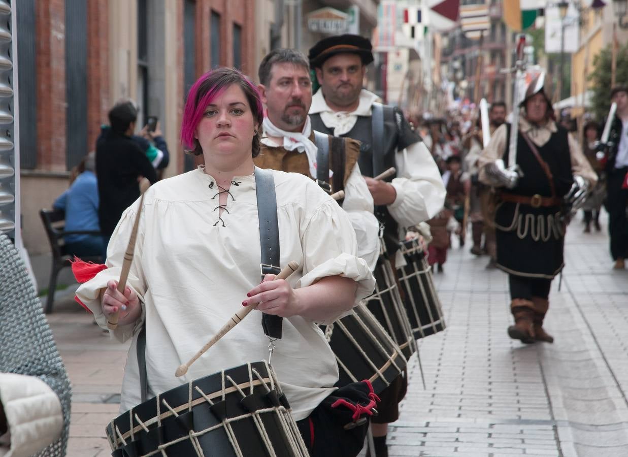 Fotos: Ambiente en las calles de Logroño por San Bernabé: el sábado