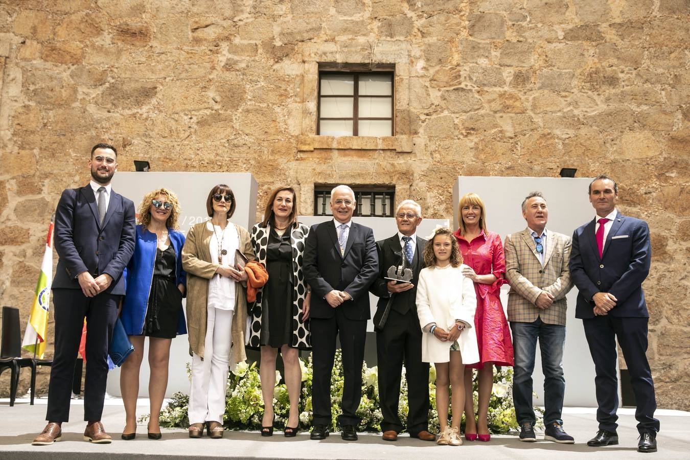 San Millán de la Cogolla ha acogido la celebración institucional del 9 de junio con la entrega de las Medallas de La Rioja, el Galardón de las Artes y las distinciones de Riojanos Ilustres 