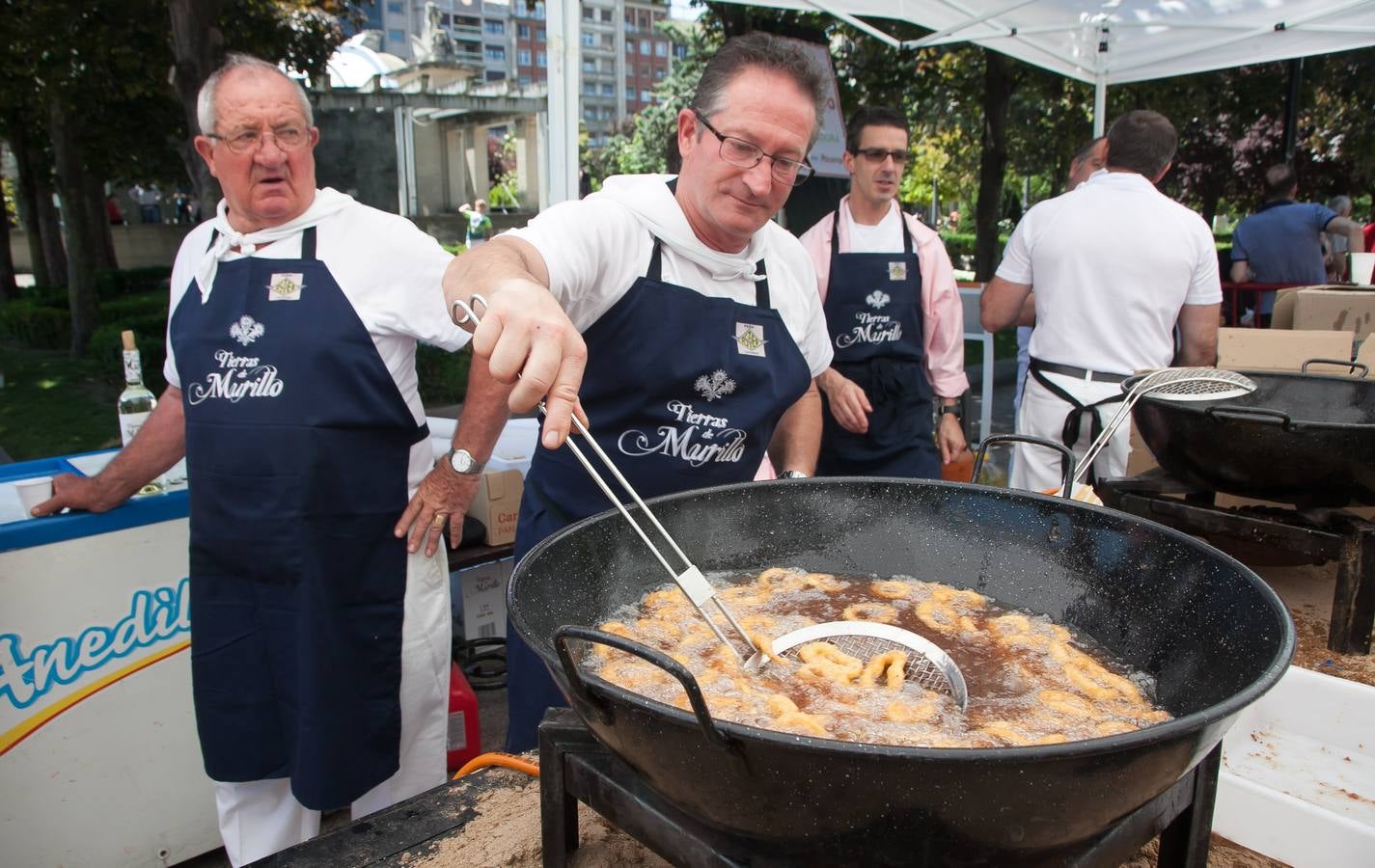Fotos: Un domingo muy festivo en Logroño