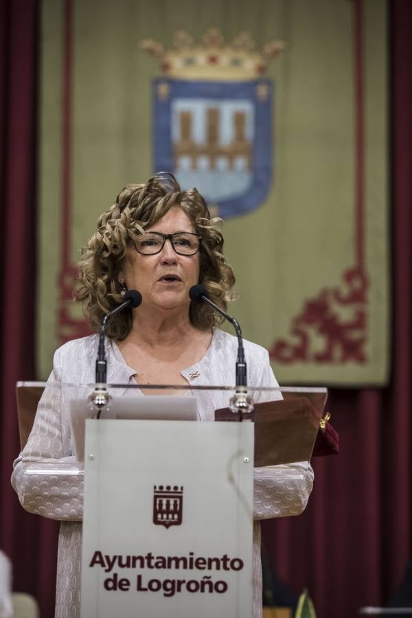 Acto de entrega de la Insignias de San Bernabe, en esta ocasión, al periodista Fernando Lazaro; la presidenta del CERMI, Manoli Muro; el medico Joaquin Yanguela; y la voluntaria Maria Jesus Romero