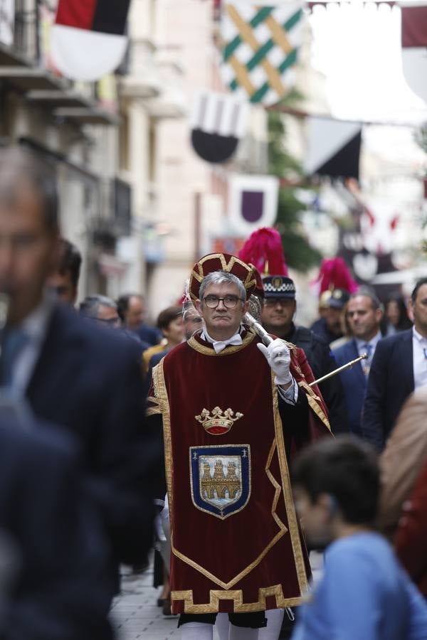 Fotos: Tradicional ofrenda de flores en El Revellín