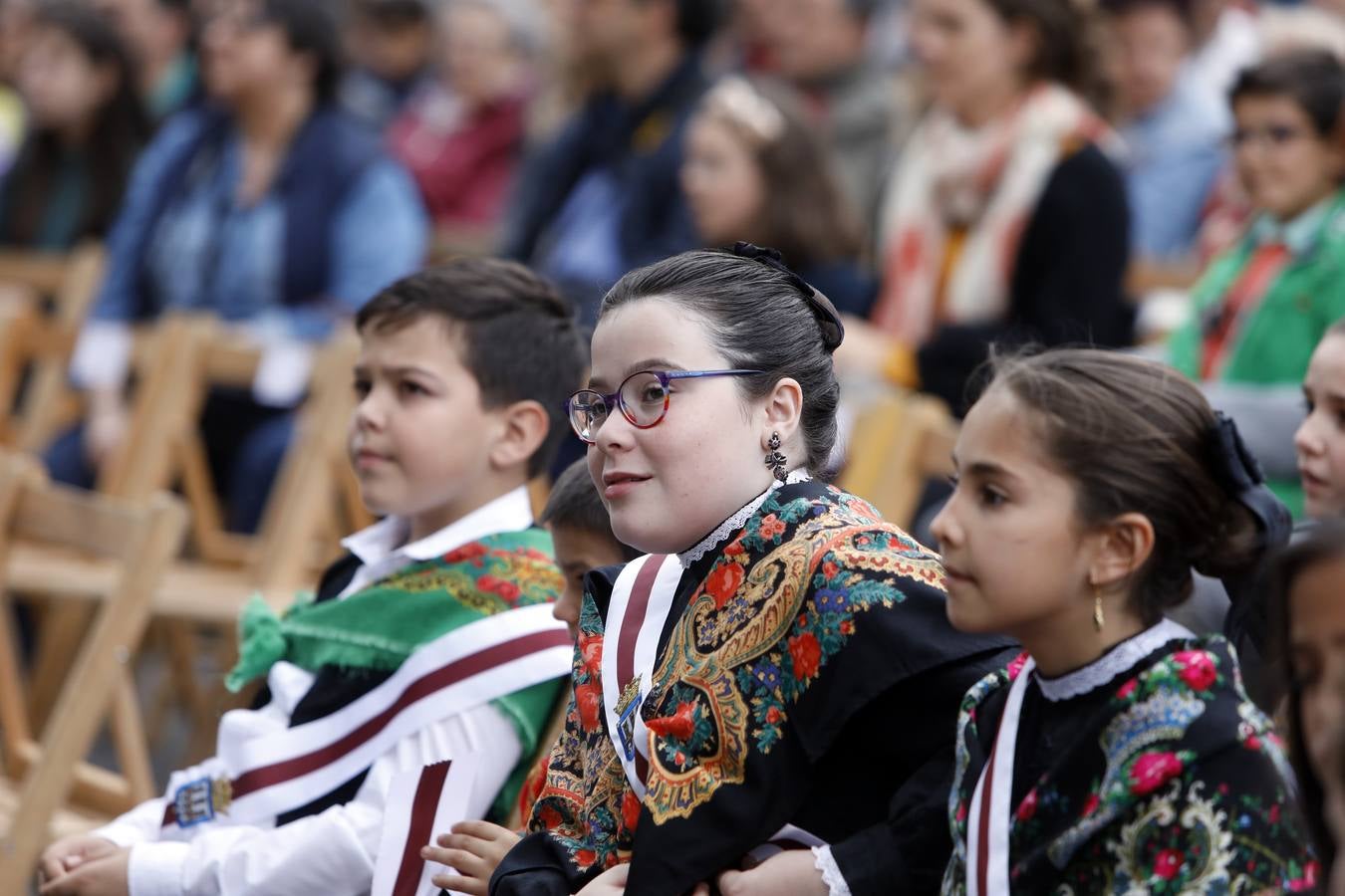 Fotos: Tradicional ofrenda de flores en El Revellín