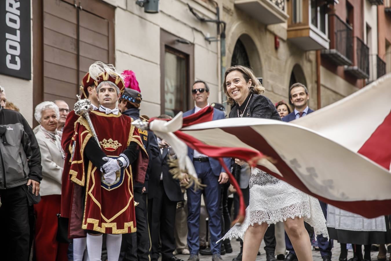 Fotos: Los banderazos y la procesión de San Bernabé