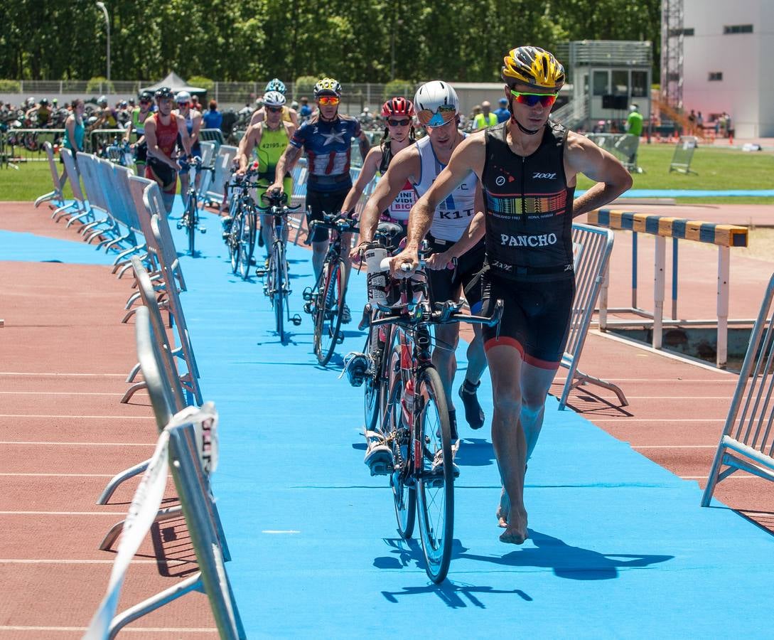 Edición anterior del Triatlón La Rioja.