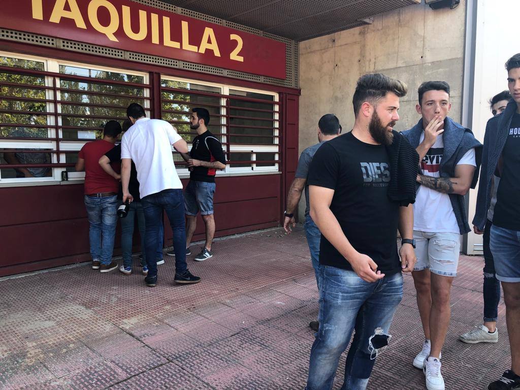 Fotos: El ambiente en Logroño antes del partido UDL-Hércules