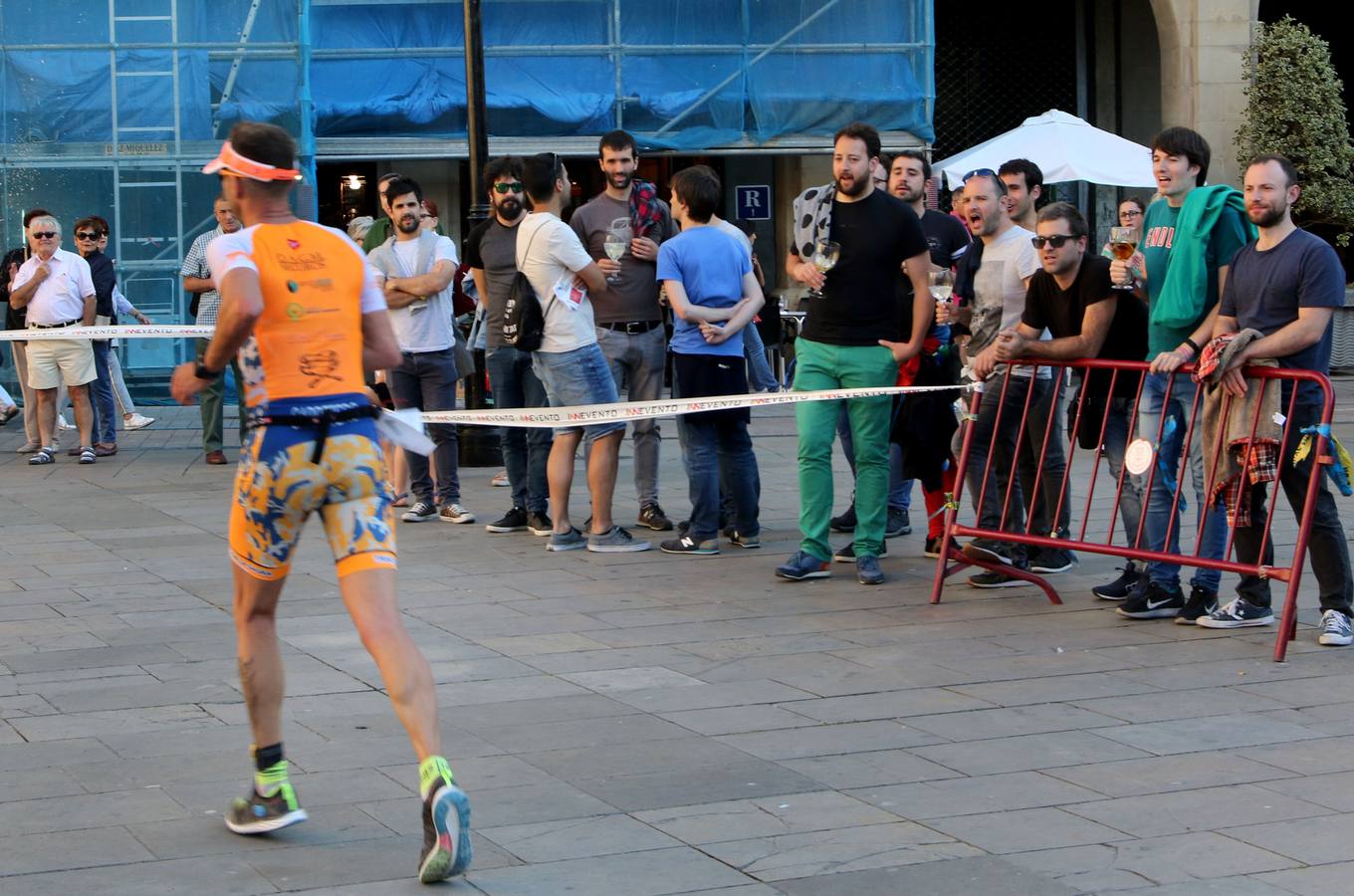 Fotos: La tercera edición del Triatlón La Rioja, en imágenes