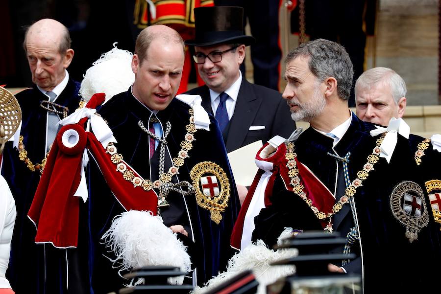 Felipe VI cumplirá este miércoles cinco años en el trono y lo hará con el broche de haber sido investido hoy caballero de la Orden de la Jarretera, la máxima distinción del Reino Unido, en una solemne ceremonia celebrada en el Castillo de Windsor en presencia de la reina Isabel II de Inglaterra.