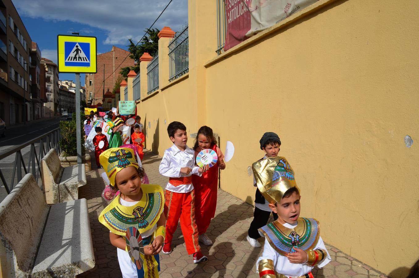 Los alumnos del colegio San Agustín han hecho un parón educativo por el Medio Ambiente.