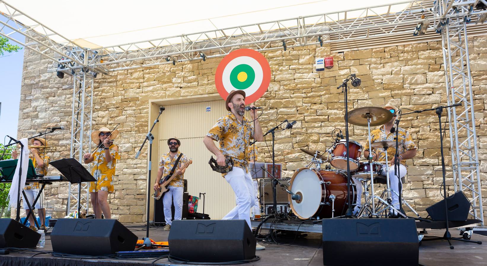 La finca institucional se ha convertido este sábado en un parque temático en torno al vino y la gastronomía riojana