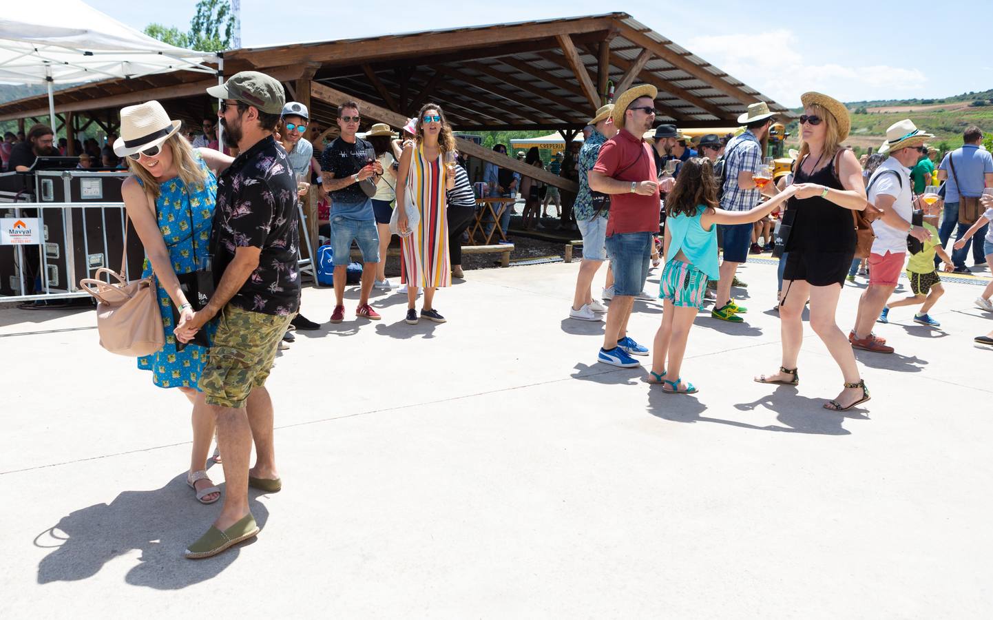 La finca institucional se ha convertido este sábado en un parque temático en torno al vino y la gastronomía riojana