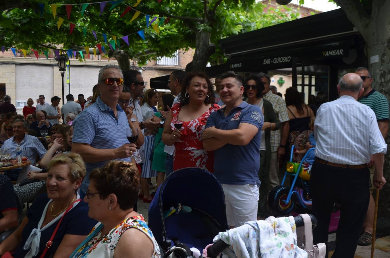 Fotos: Domingo de fiestas de San Juan en Fuenmayor