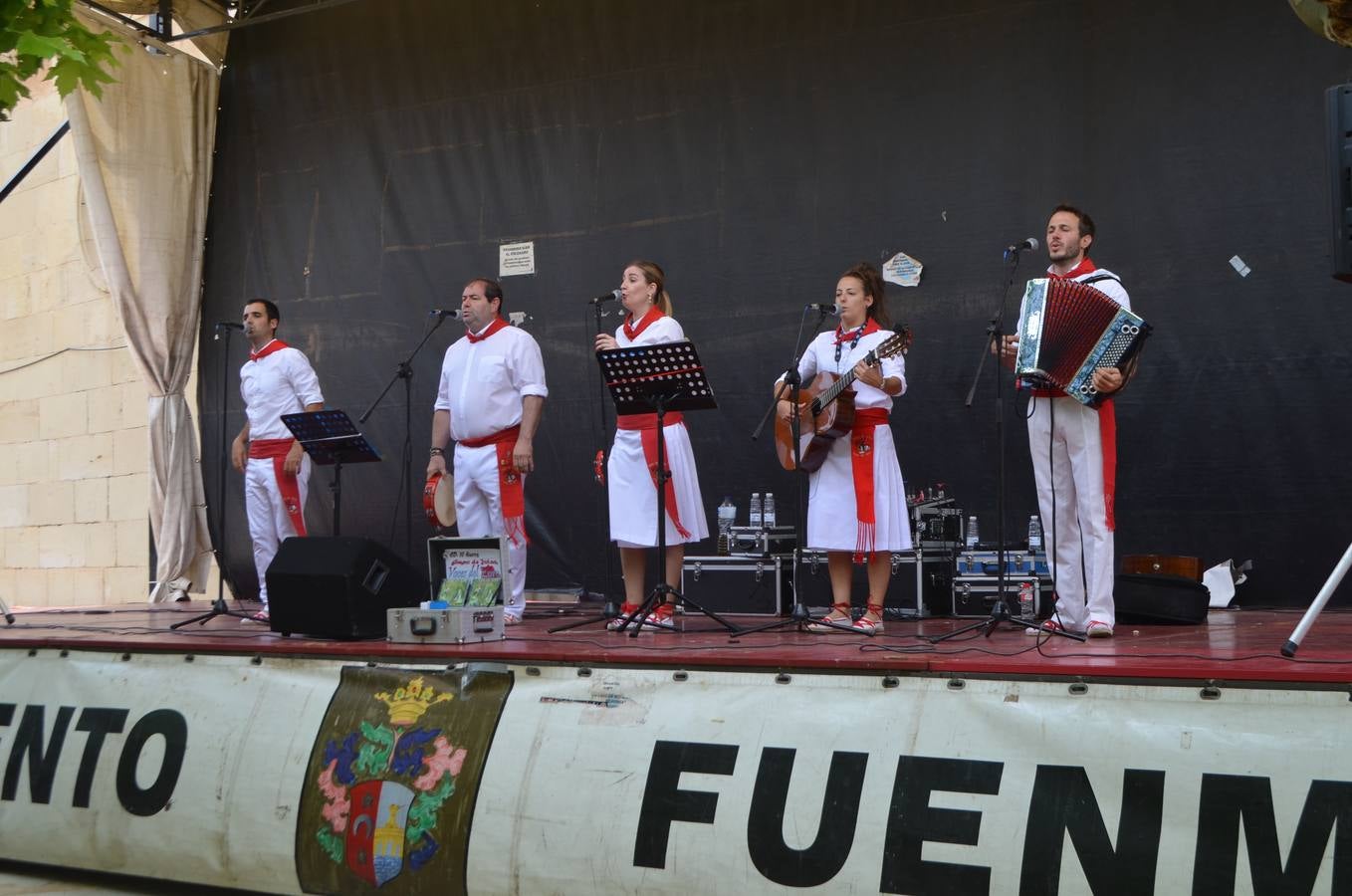 Fotos: Lunes de fiestas de San Juan en Fuenmayor