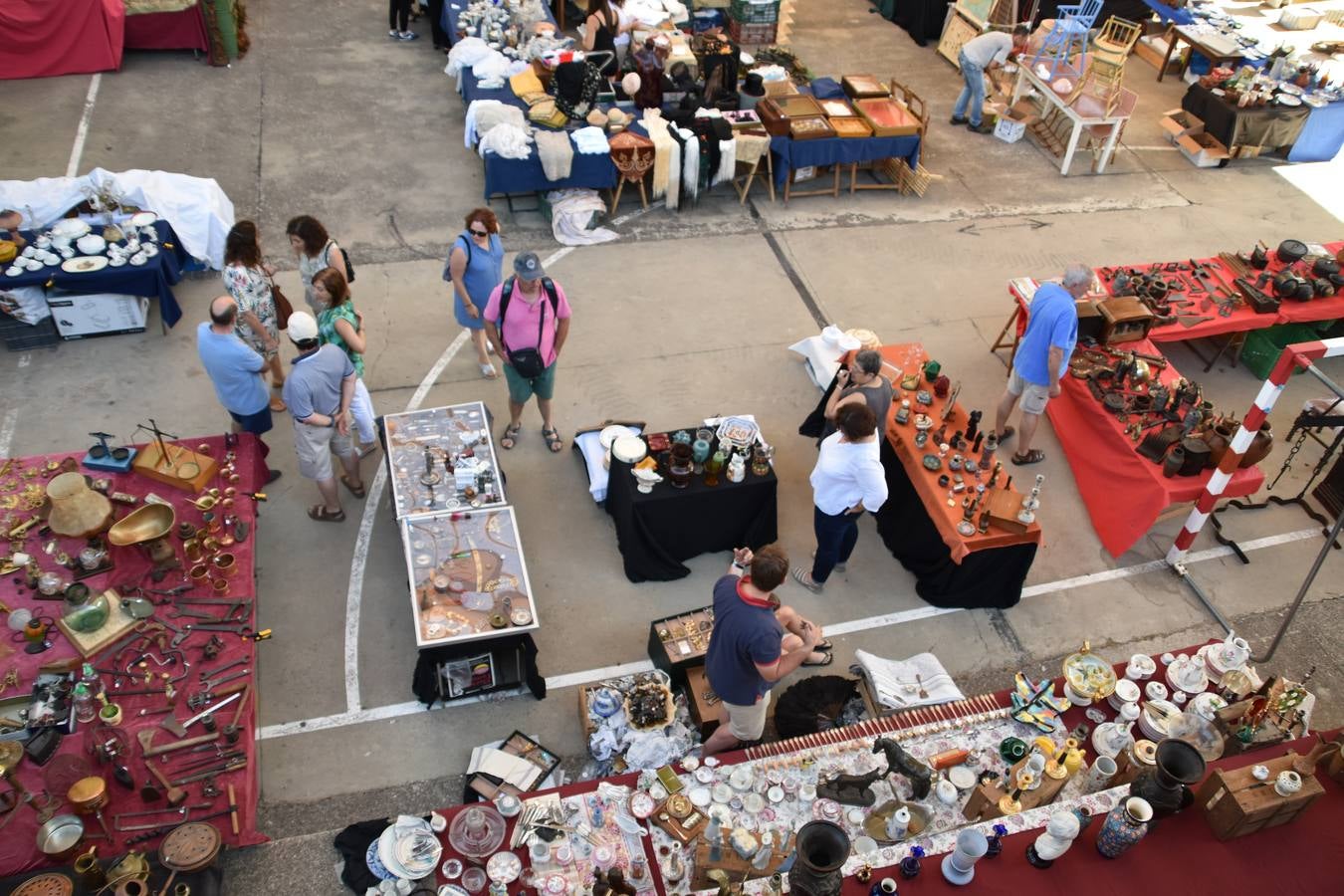 Fotos: Munilla ha acogido la X Feria Internacional de Antigüedades