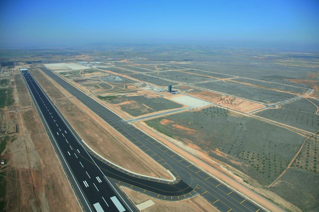 Pista de despegue del aeropuerto de Ciudad Real. 