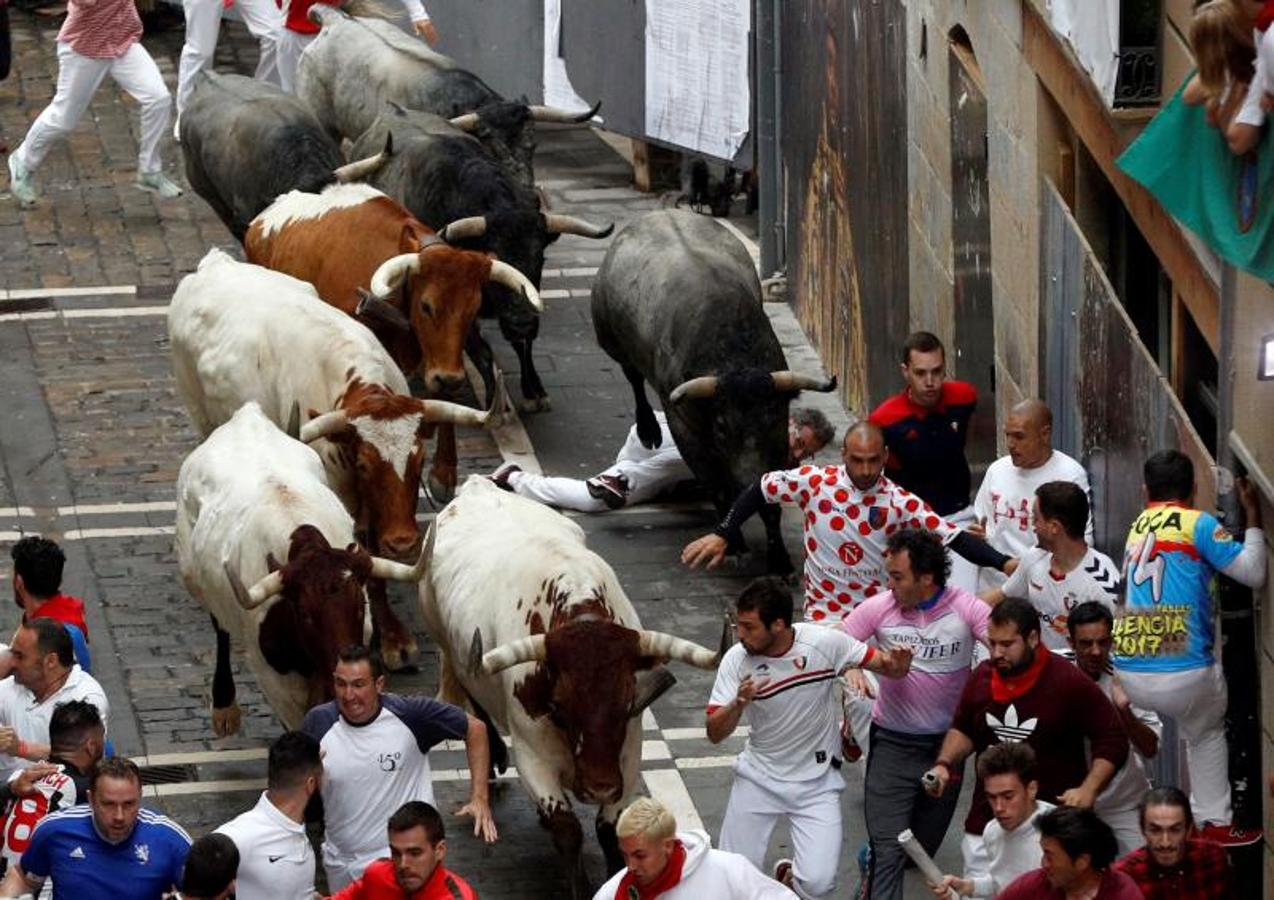 Fotos: Los toros de José Escolar protagonizan un encierro rápido y limpio