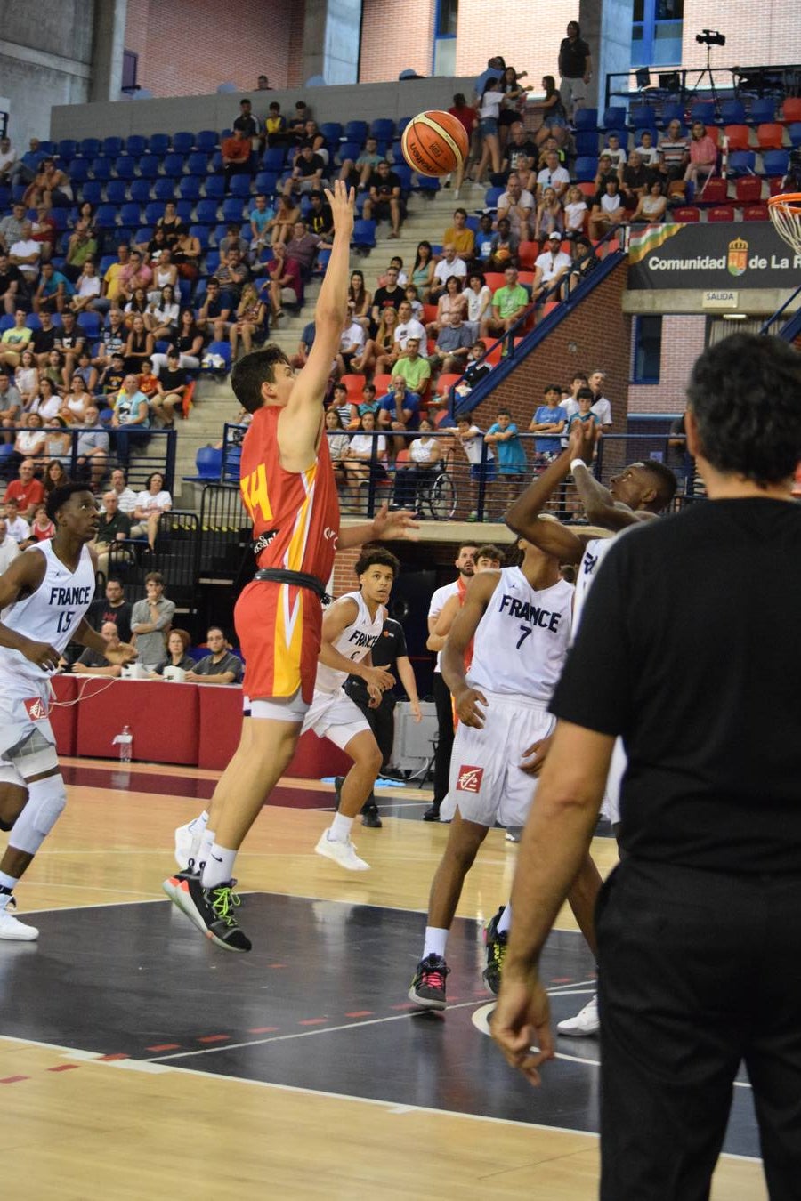 Fotos: España cae ante Francia en Logroño